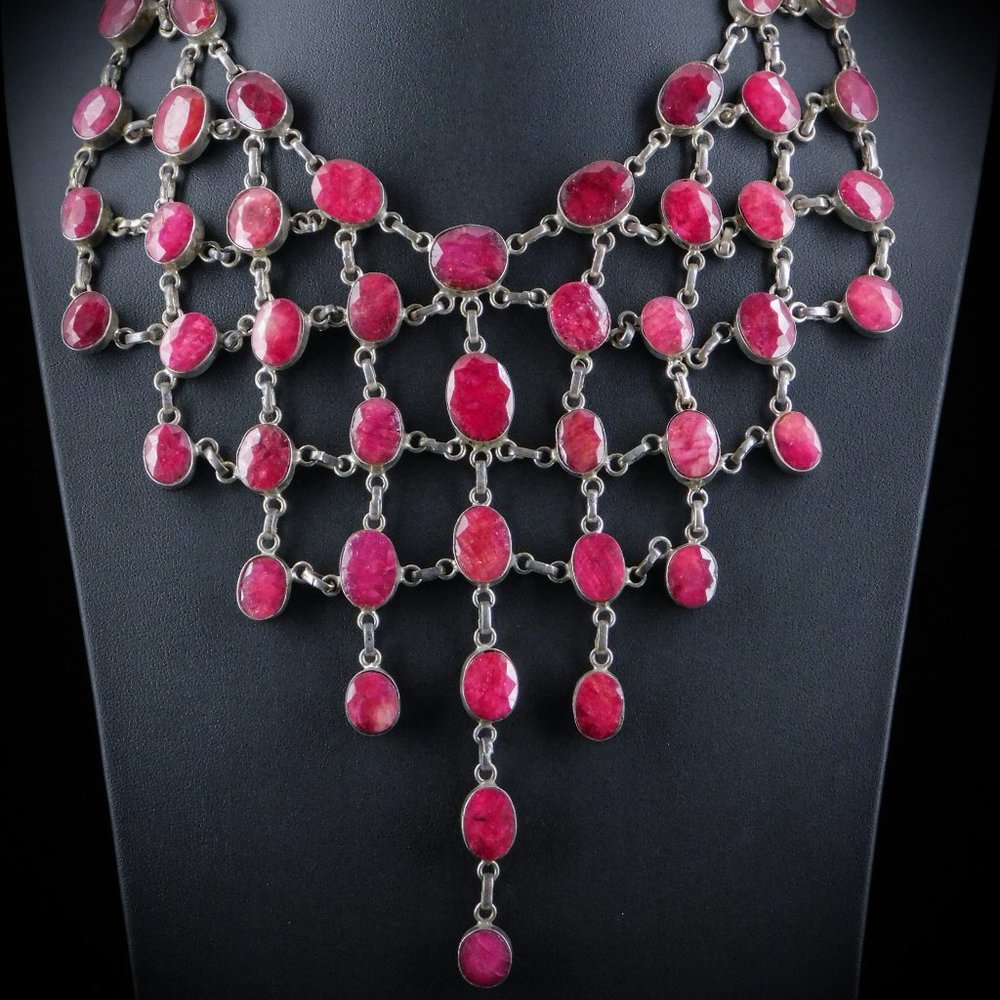 Unique Ruby Choker Necklace.